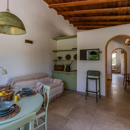 Tenuta Vignacarrizzo Vacanze Relax Дом отдыха *
